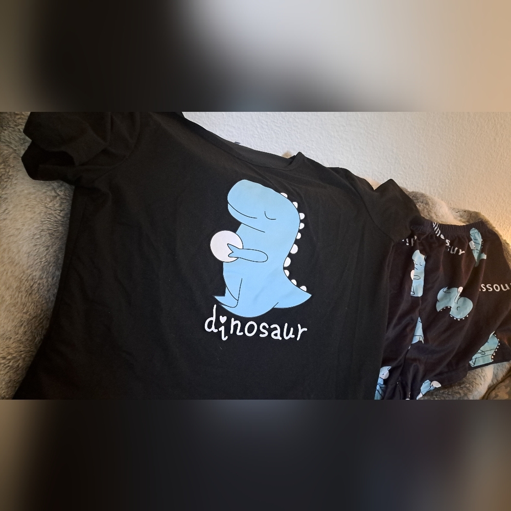 Dinosaur pajamas for Juniors Medium